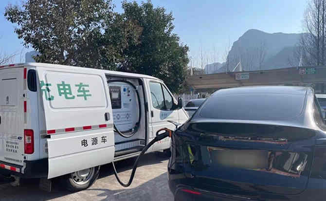 满洲里汽车搭电